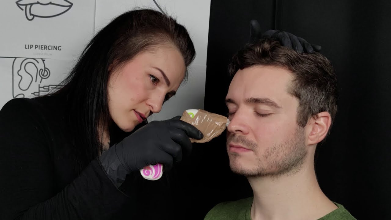 Entspannendes ASMR Piercing Studio |  Ohr-, Nasen-, Lippen- und Augenbrauen-Piercing-Rollenspiel