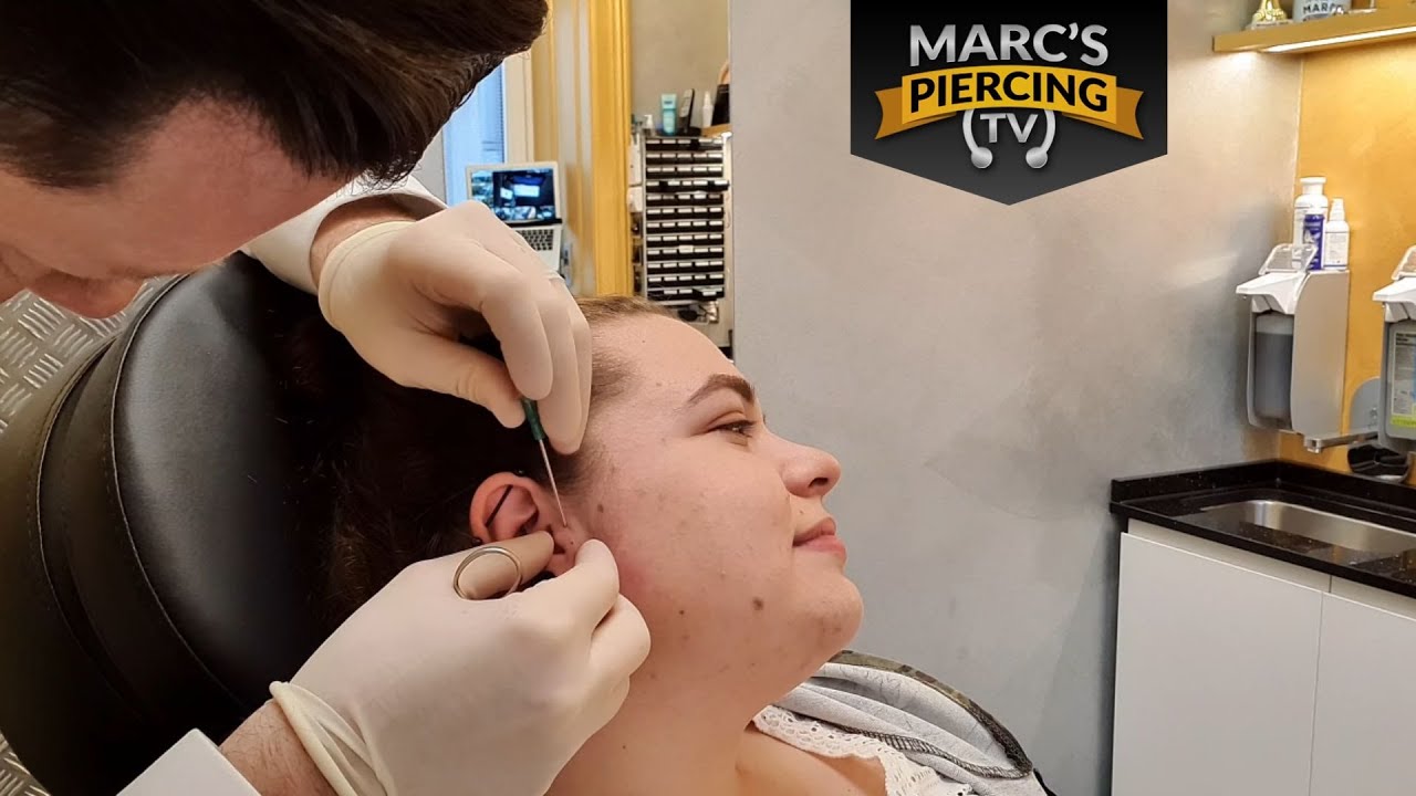 Surface Piercing am Tragus 💉 Marcs Piercing TV