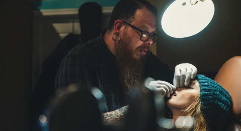 Finde dein perfektes Piercing: Helix bis Septum!